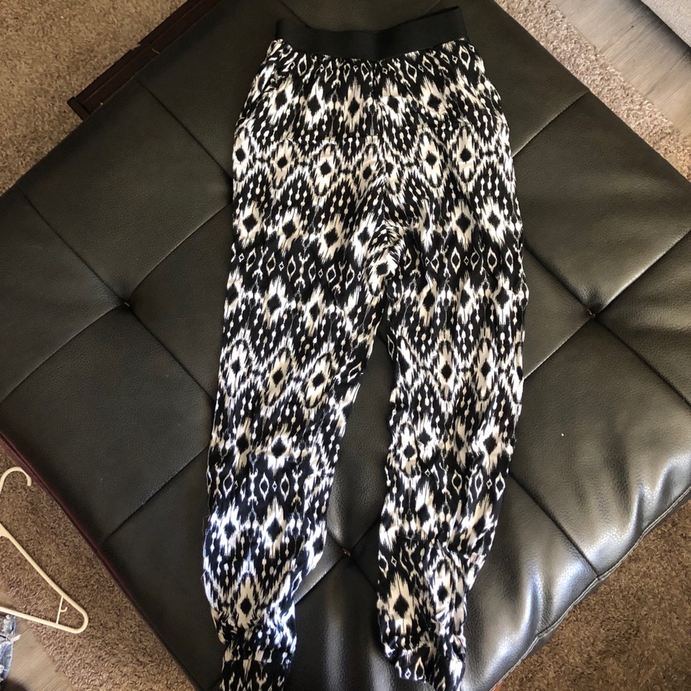 Loose Tribal Joggers